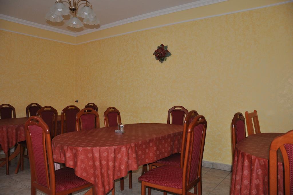 Jazmin Panzio Hotel Hajduszoboszlo Exterior photo